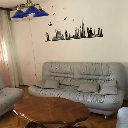 Apartman In *